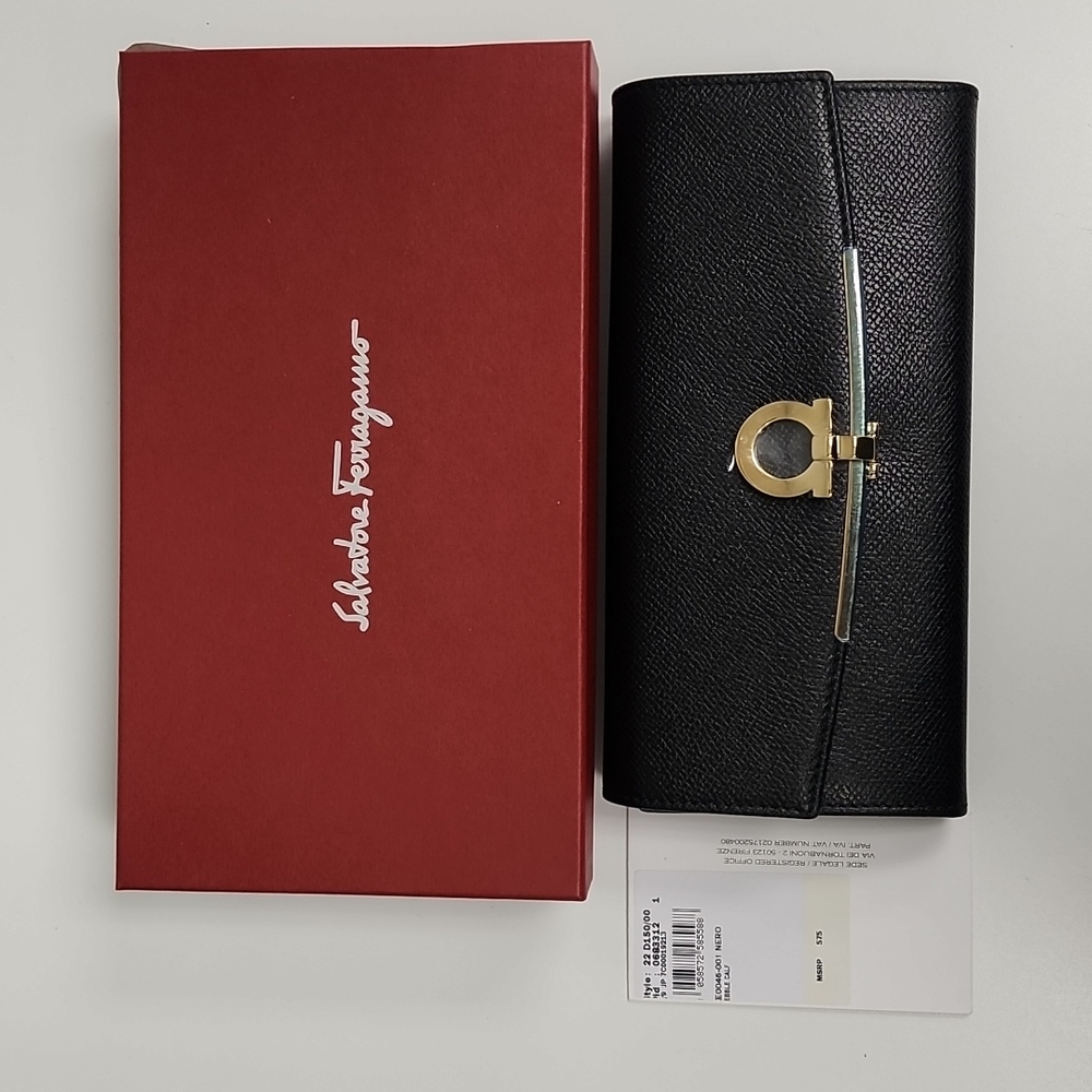 Ferragamo Gancini Continental Wallet